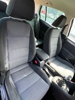 Volkswagen Golf 2011