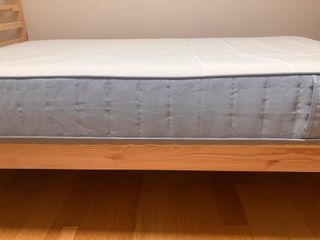 Pack de Cama 140cm + colchón -madera-