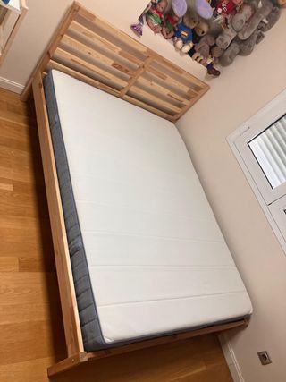 Pack de Cama 140cm + colchón -madera-