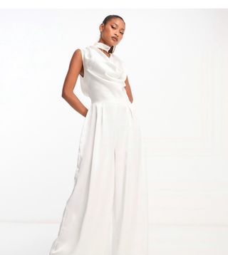 Mono satén blanco elegante