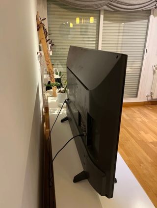 Smart TV LG 43" 4K 43LH590V