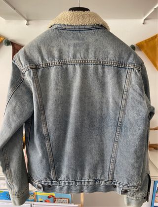 Chaqueta Levi's Sherpa Azul claro mujer.