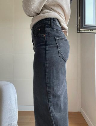Falda midi vaquera negra Stradivarius