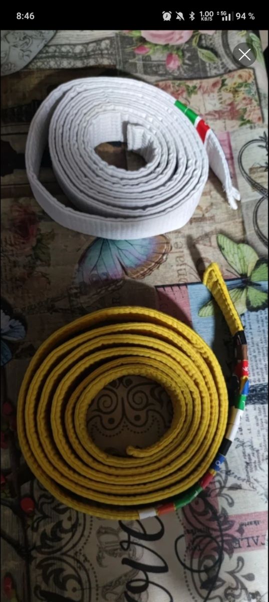 Cinturones de mugendo.