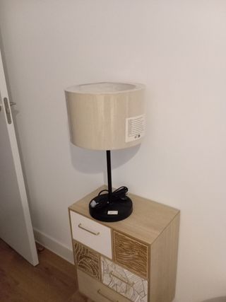 Lampara mesita moderna beige y negra