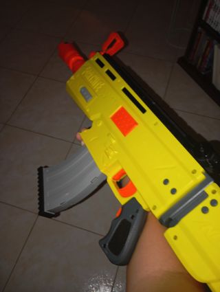 Nerf Fortnite Scar: fucile