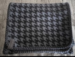 Bufanda Adidas - Gris y Negra