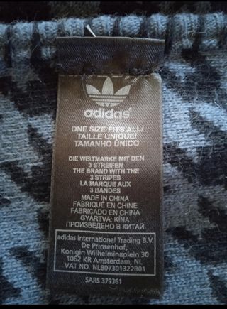 Bufanda Adidas - Gris y Negra
