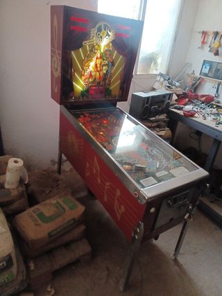 Máquina Pinball Rock
Rock 2500