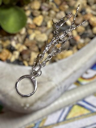 Pendientes largos chapados en plata