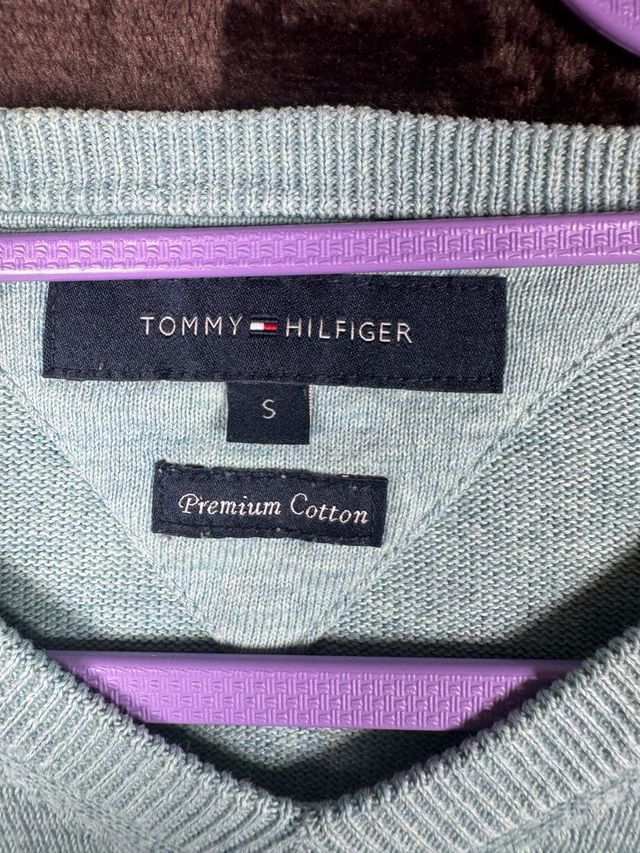 Suéter Tommy Hilfiger verde claro talla S