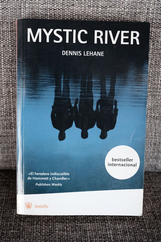 /|||Libro "Mistic River".