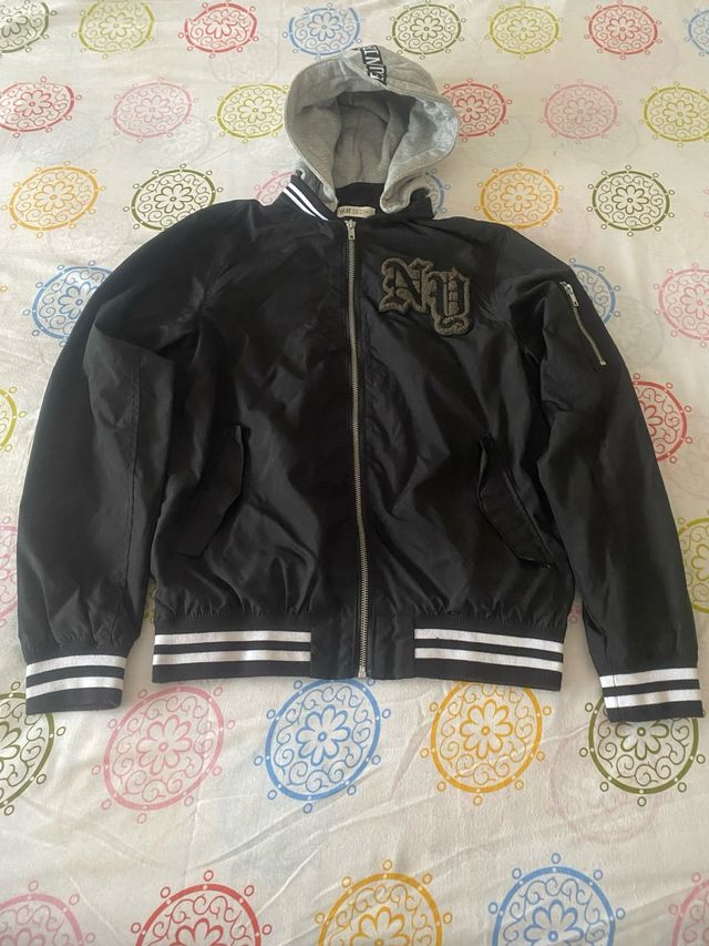 Cazadora negra H&M niño