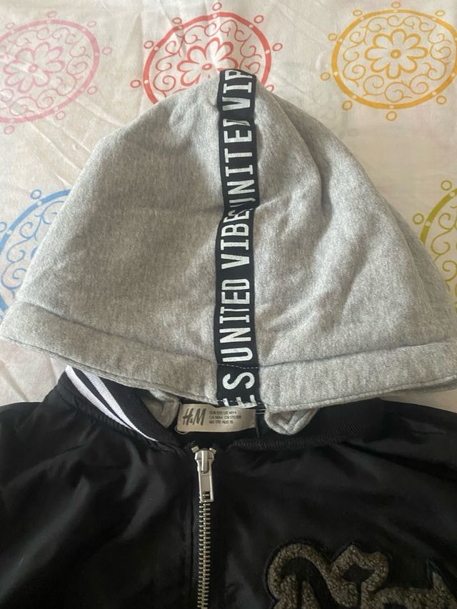 Cazadora negra H&M niño