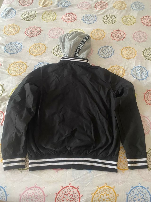 Cazadora negra H&M niño