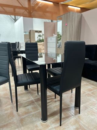 Mesa de Comedor 4 Sillas Negras - NUEVO 