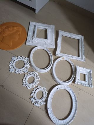 Marcos decorativos blancos y naranja