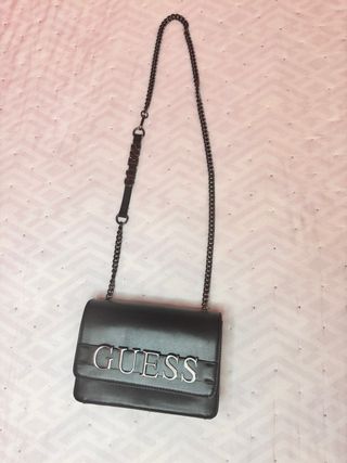 Bolso Guess negro bandolera