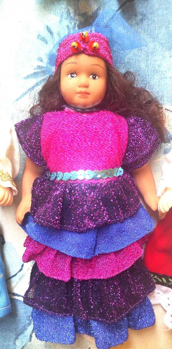 6 Muñecas Porcelana - Vestidos Trajes del Mundo