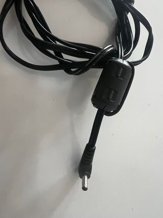 Cargador JVC 11v 1A cámara y videocámara