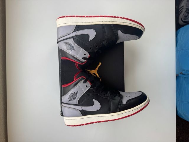 Nike Air Jordan 1 Mid - Gris/Negro
