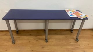Mesa auxiliar ruedas