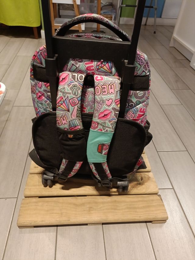 Mochila escolar Totto con ruedas