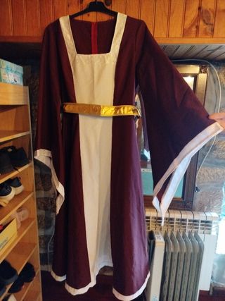 Abito medievale (FEIRA FRANCA) Marrone e bianco