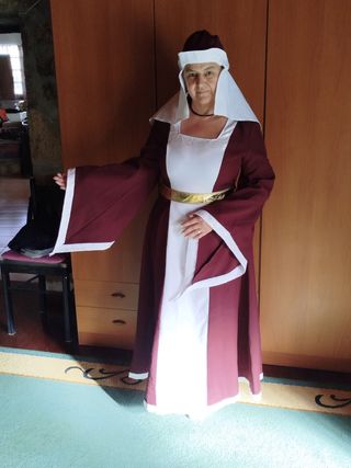 Abito medievale (FEIRA FRANCA) Marrone e bianco