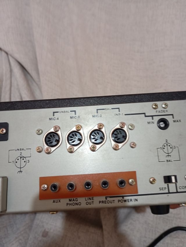 Mezclador Optimus 120W RMS