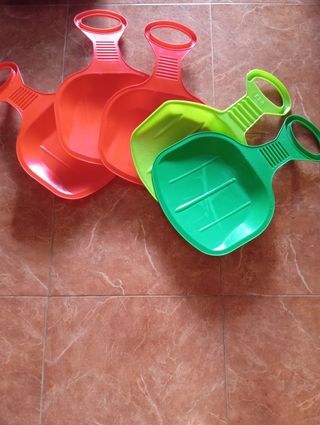 Trineos plásticos infantiles