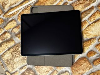 iPad Pro 11" (2ª gen.) 512GB + Tastiera + Pencil