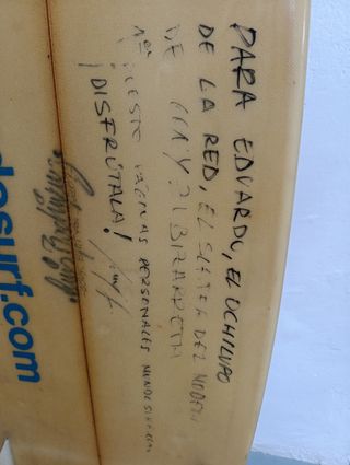 Tabla surf Reef Rip Saw usada y firmada