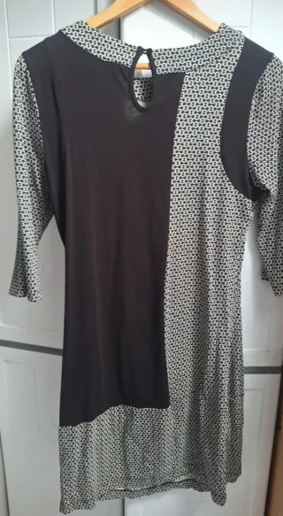 Cinco vestidos talla L