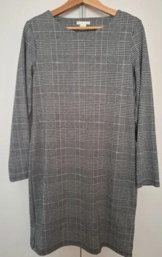 Cinco vestidos talla L