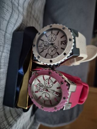 Relojes Guess - Blanco y Rosa