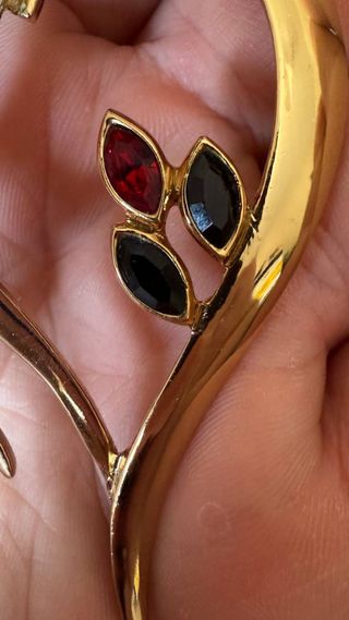 Spilla vintage cuori intrecciati con cristalli