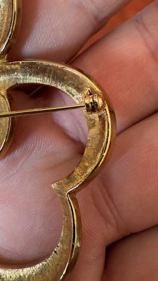 Spilla vintage cuori intrecciati con cristalli