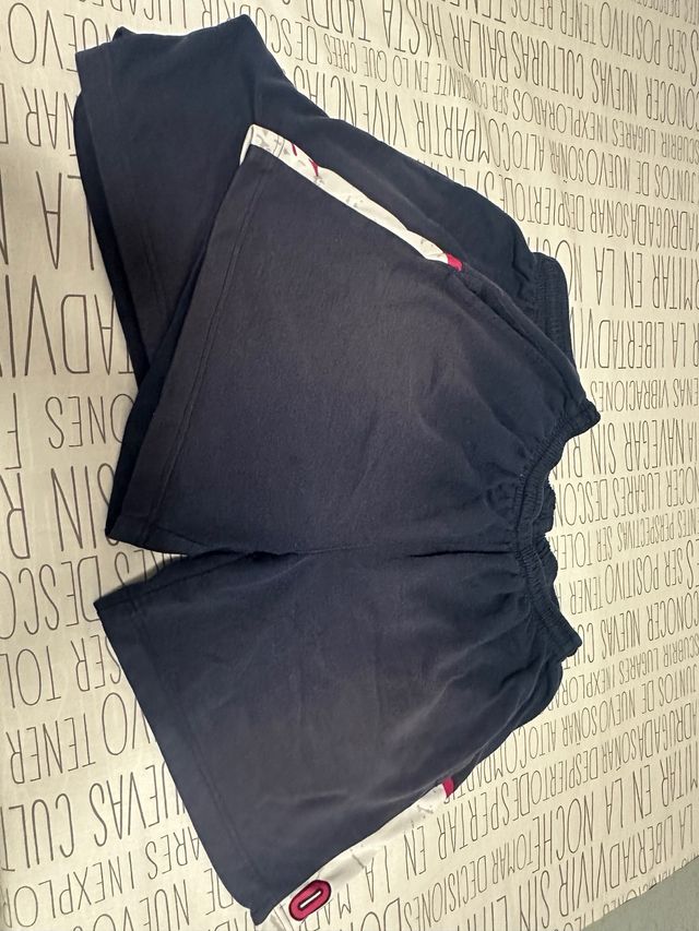 Dos Pantalones Cortos Colegio Casvi Talla 20