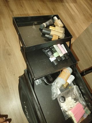 Maleta NYX maquillaje profesional