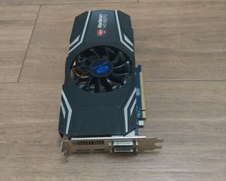 Placa gráfica Sapphire Radeon HD 6870 1GB DDR5