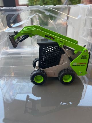 Minicargadora HUTNA - Juguete