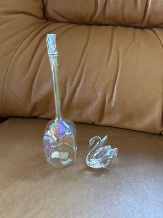 2 figuras cristal: cisne y jarrón