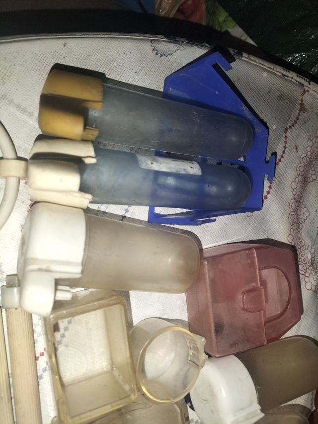 Accesorios pájaros jaulas 2 euros todo