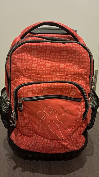 Mochila Totto con ruedas.