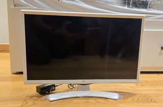 Televisor LG 24" Blanco