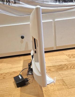 Televisor LG 24" Blanco