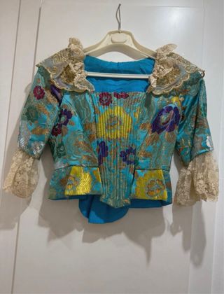 Traje Fallera siglo XVIII, de niña de 14 a 16 años