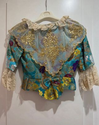 Traje Fallera siglo XVIII, de niña de 14 a 16 años
