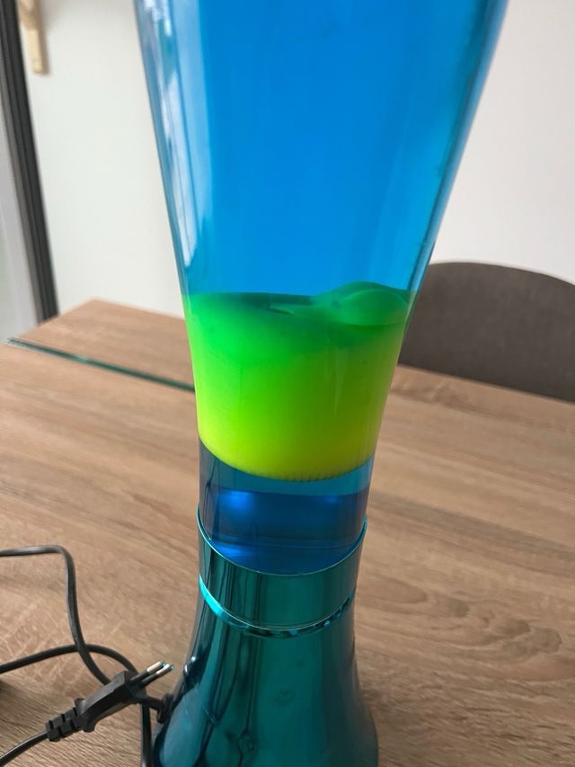 Lámpara lava azul turquesa